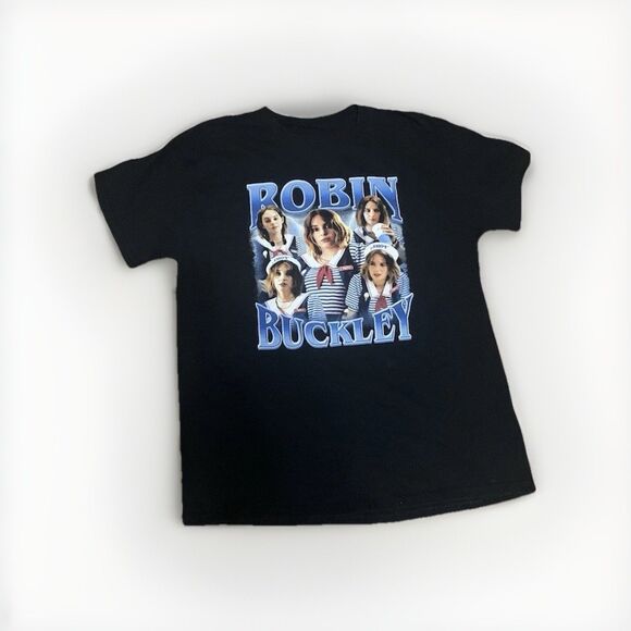 Robin Buckley Shirt Medium Black Stranger Things & Scoops Ahoy 10” Squishmallow - Picture 2 of 5